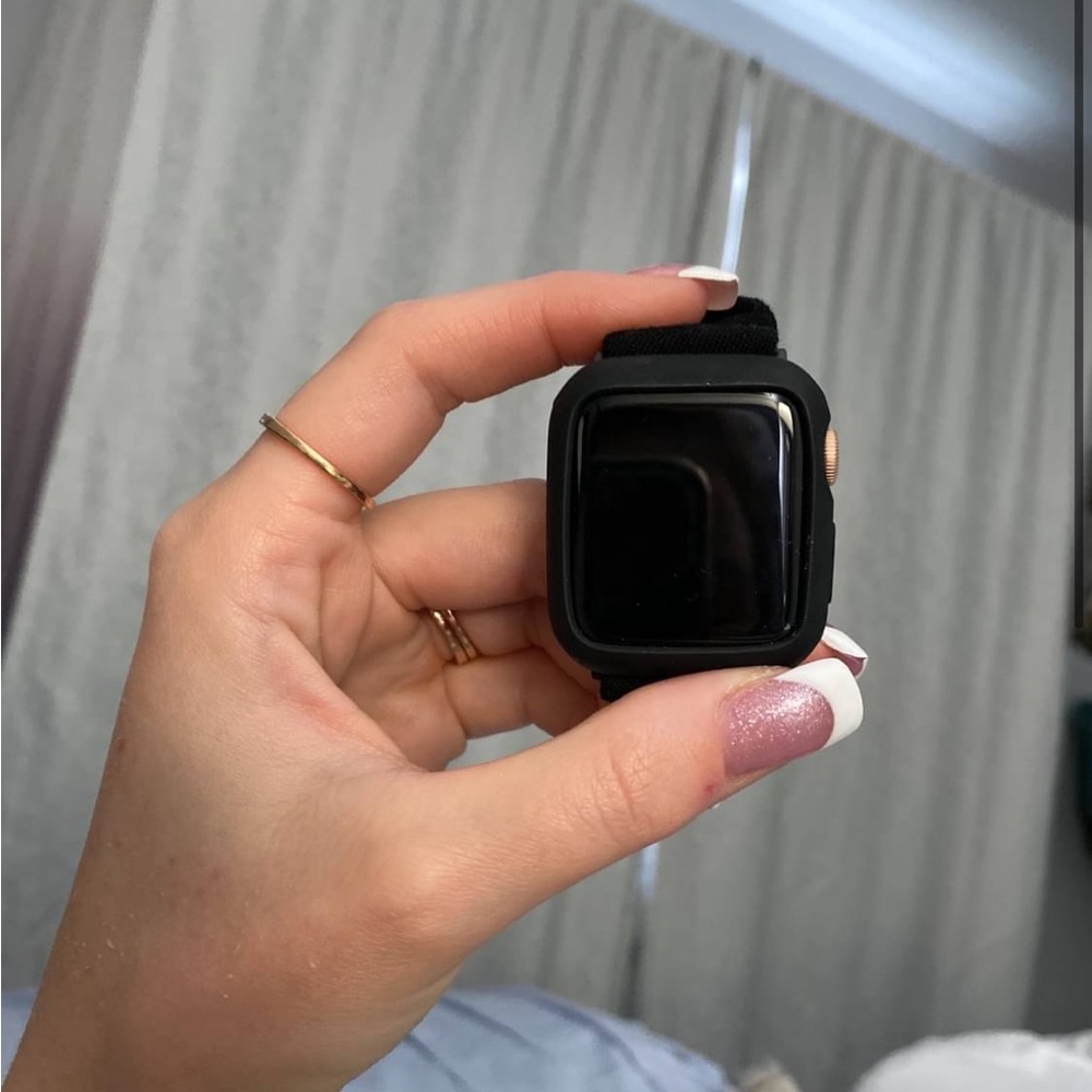 Apple Watch Series 6 used like twice in my life